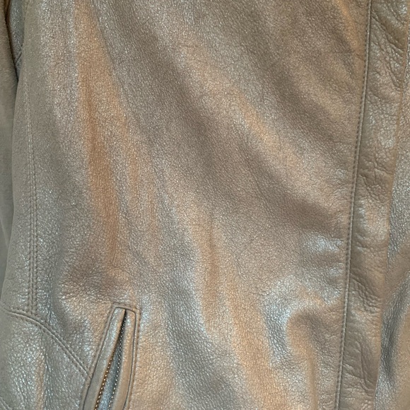 Ellie Tahari light grey 100% leather jacket size Small - Picture 6 of 9